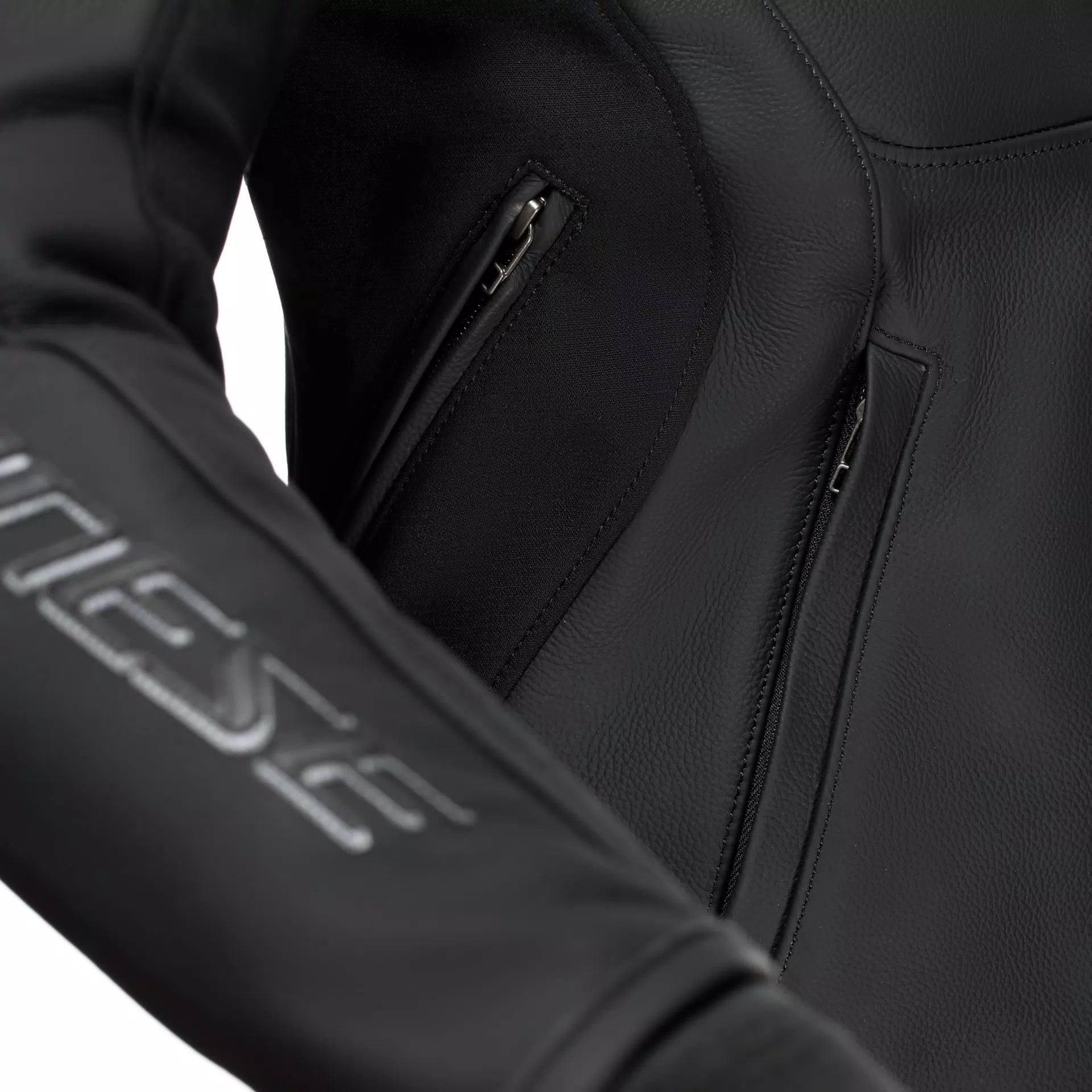 Кожаная куртка DAINESE RACING 5 PERF LEATHER JACKET WMN