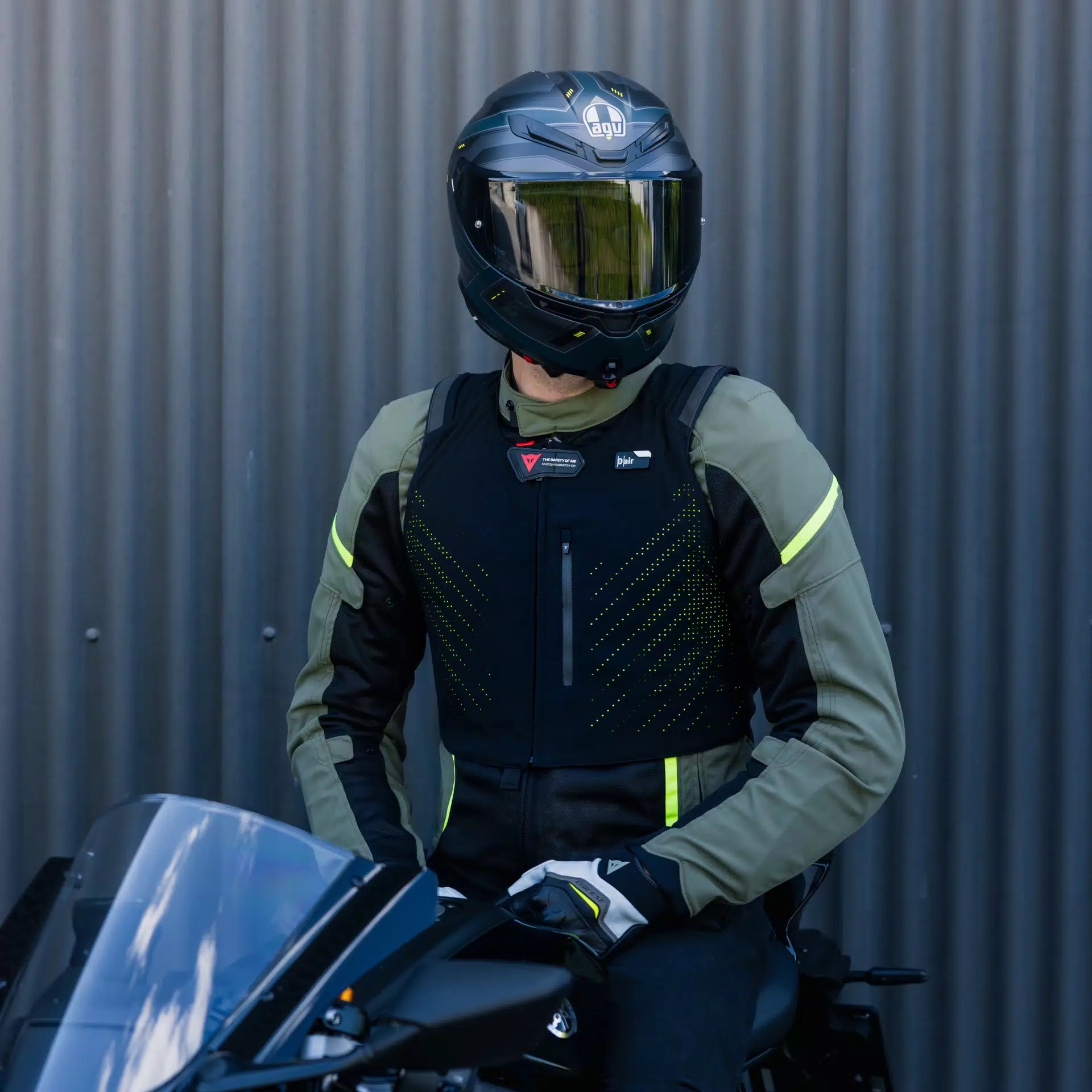 Текстильный жилет DAINESE SMART AIR