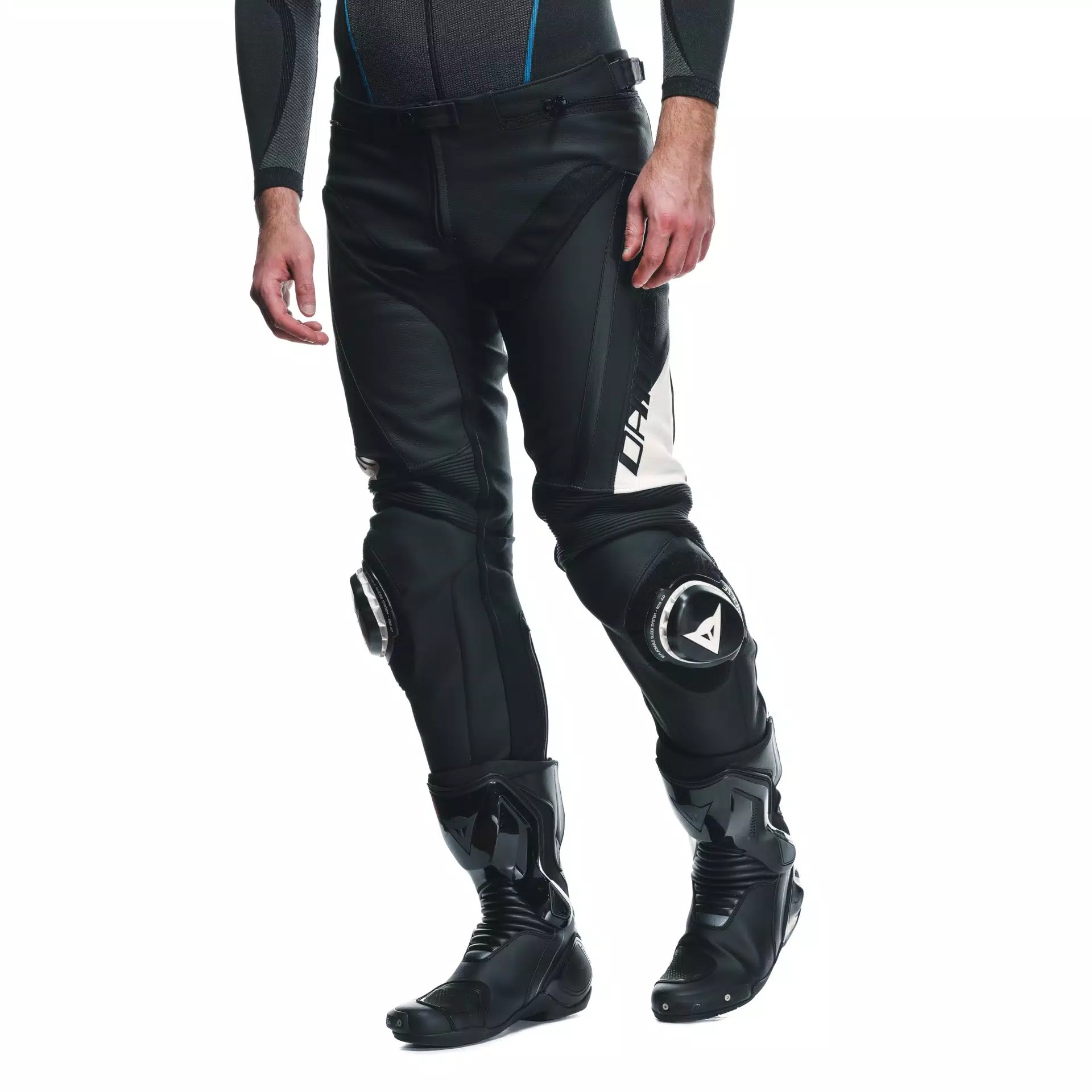 Кожаные брюки DAINESE DELTA 4 LEATHER PANTS