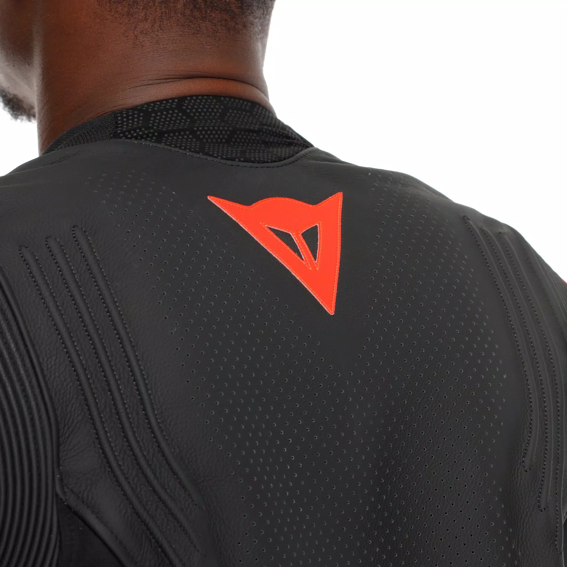 Кожаная куртка DAINESE RACING 5 PERF LEATHER JACKET