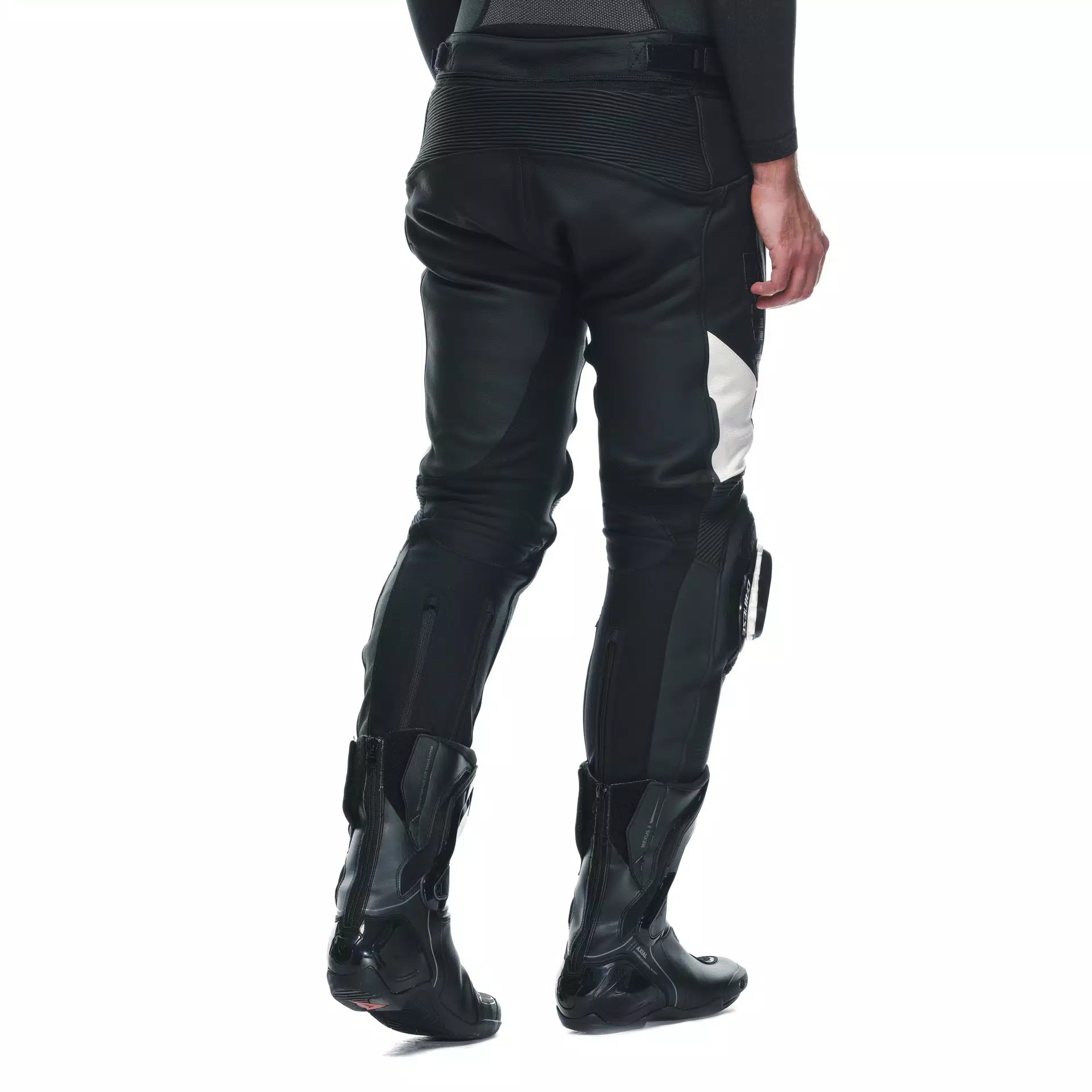 Кожаные брюки DAINESE DELTA 4 LEATHER PANTS